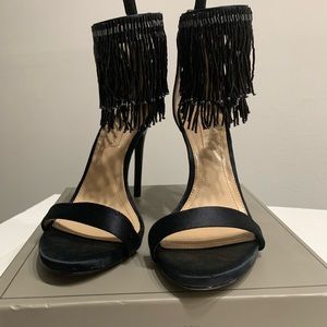 BCBG maxazria heels